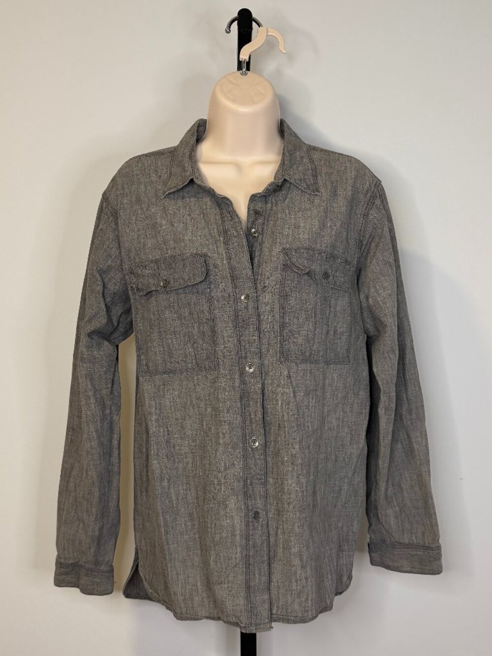 Madewell Grey Chambray Button Down Top - Size L